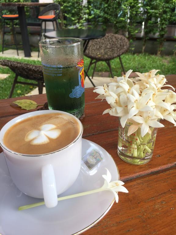 Coffee Station Hostel Удон-Тхани Экстерьер фото
